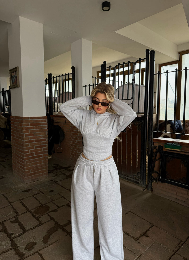 KOSTUM SPORTIV