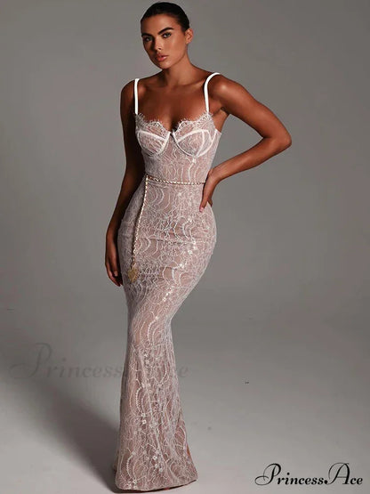 Avril Elegant Maxi Dress M / White
