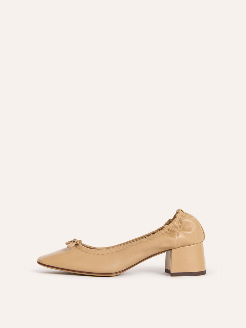 NICOISE desert beige leather ballerinas, front view by Rouje