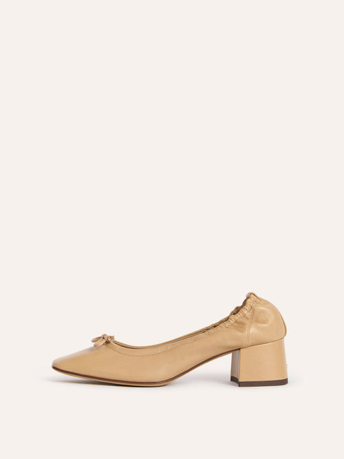 NICOISE desert beige leather ballerinas, front view by Rouje