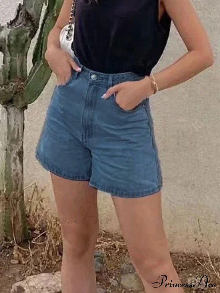 Basic Wash Straight Trendy Leg Boyfriend Jeans Denim Shorts