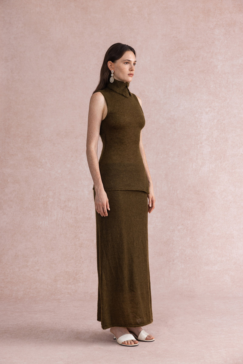 Buttoned turtleneck set