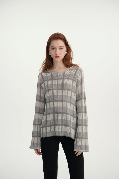 Checkered bell sleeve sweater