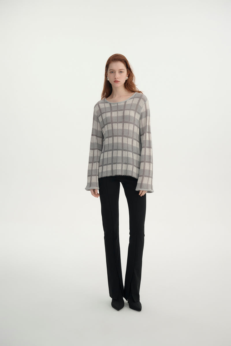 Checkered bell sleeve sweater