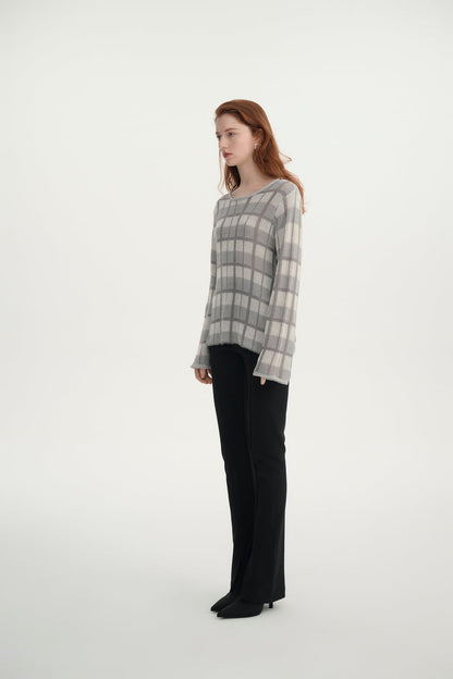 Checkered bell sleeve sweater