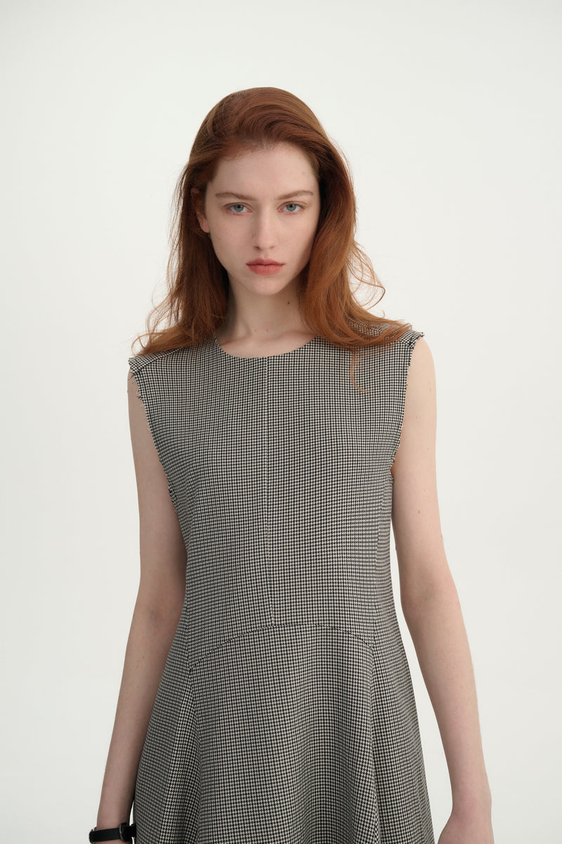 Checkered sleeveless dress