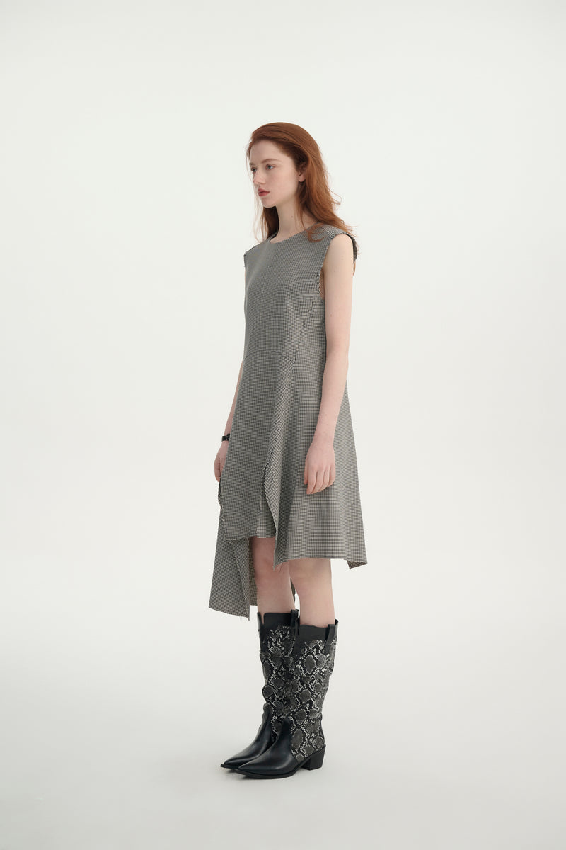 Checkered sleeveless dress