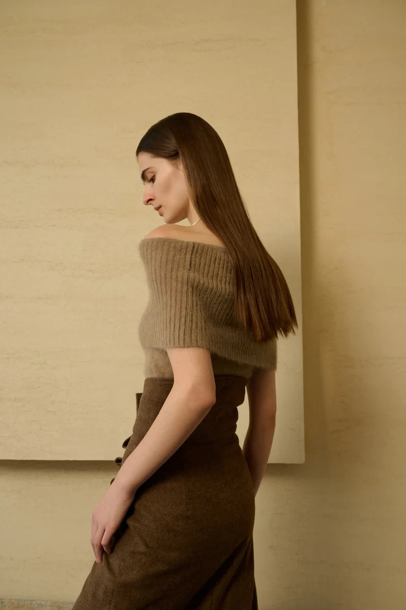 Convertible off-shoulder sweater