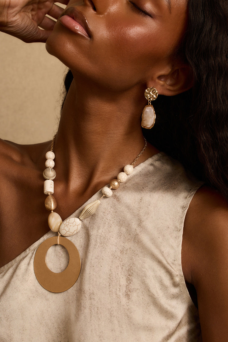 Coral Gold Beaded Necklace