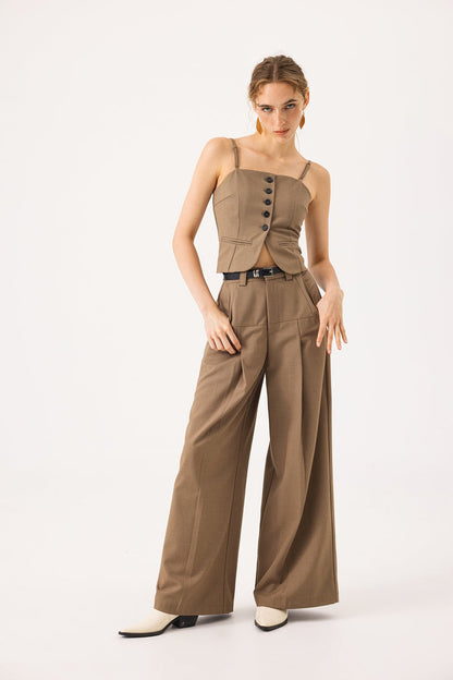 Fitted suiting vest