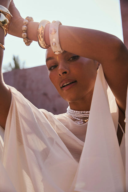 Guilded Drift Pearl Choker