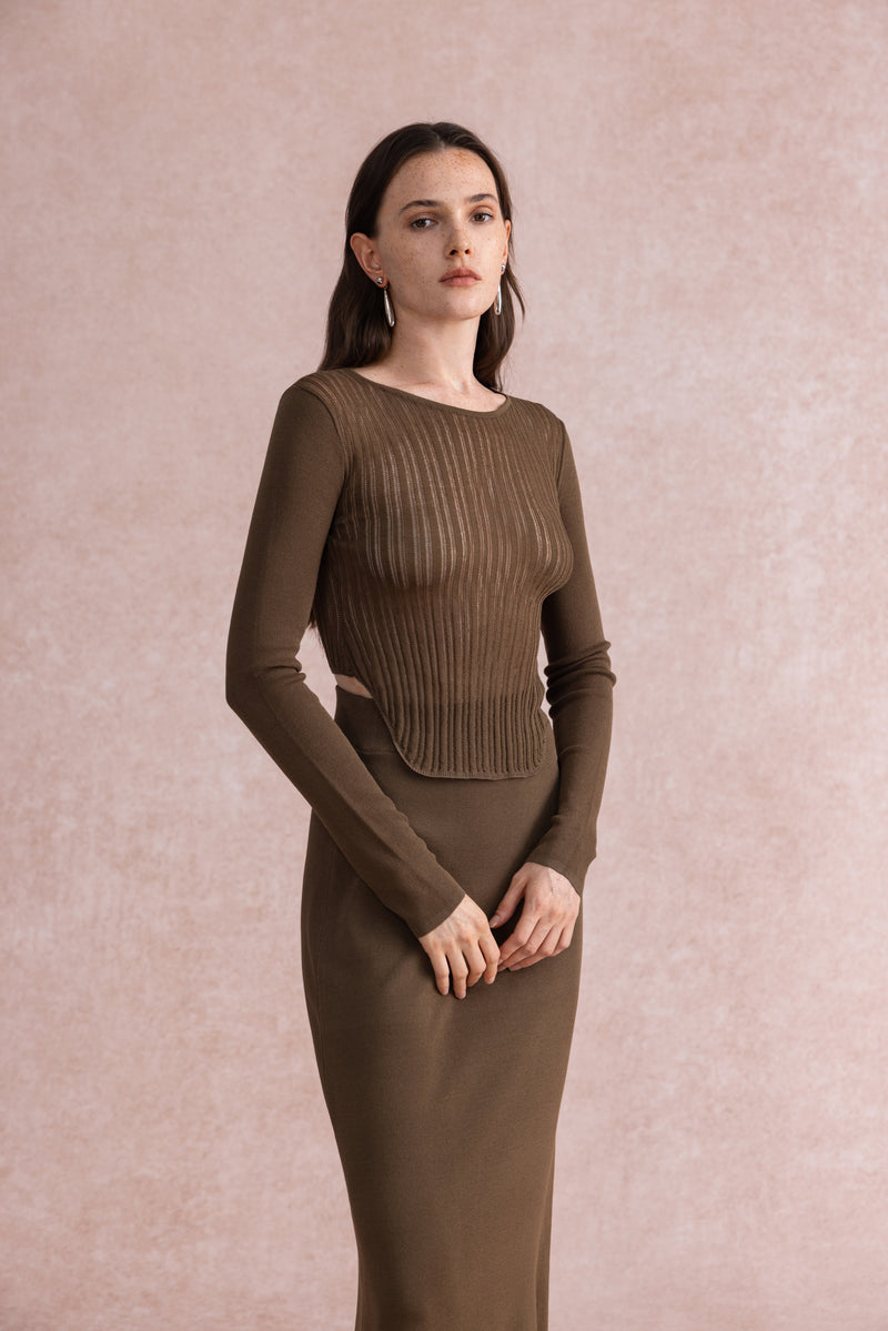 High-low hem knit set