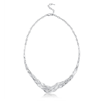 Irregular wavy necklace