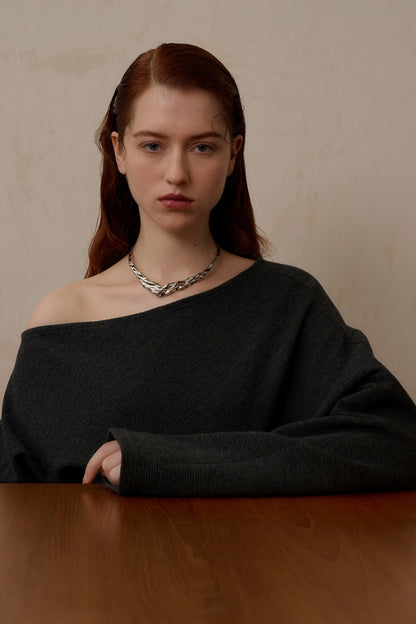 Irregular wavy necklace