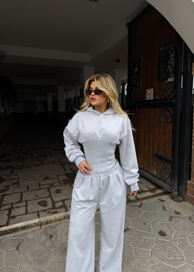 KOSTUM SPORTIV