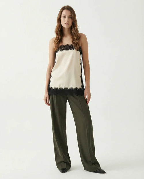Élise Lace Slip Top