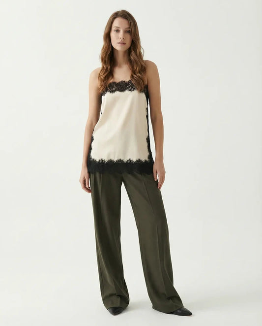 Élise Lace Slip Top