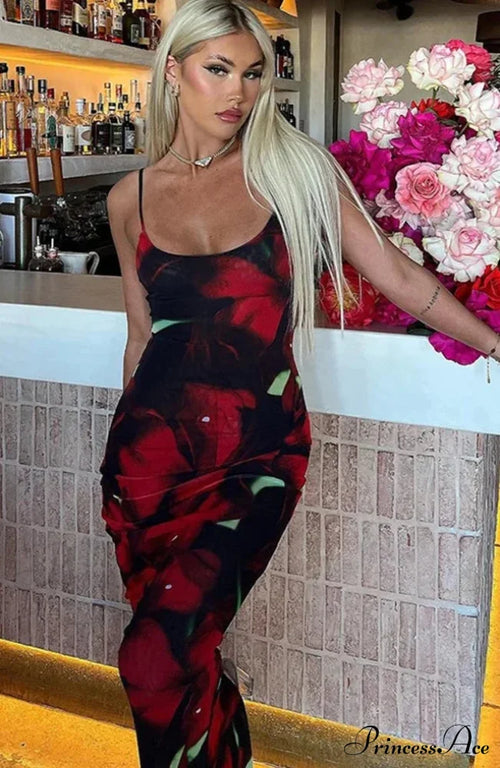 Mela Elegant Maxi Dress