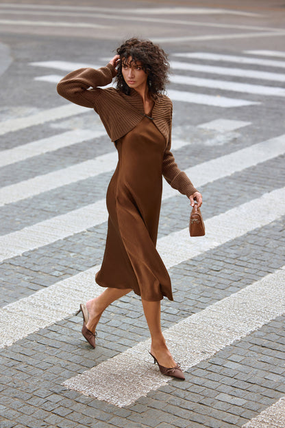 Mid-weight ribbed shrug