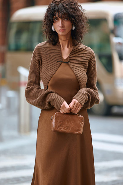 Mid-weight ribbed shrug