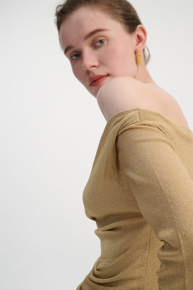 Off-shoulder asymmetrical top
