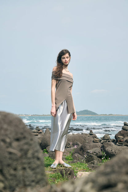 Off-shoulder front slit top