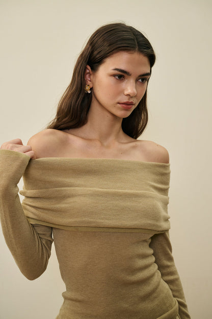 Off-shoulder lightweight knit top