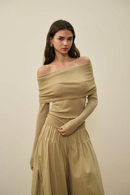 Off-shoulder lightweight knit top