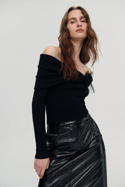 Off-shoulder ribbed knit sweater