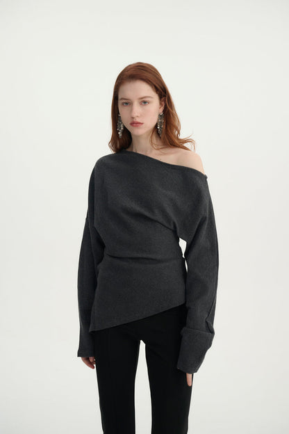 One-shoulder asymmetrical top