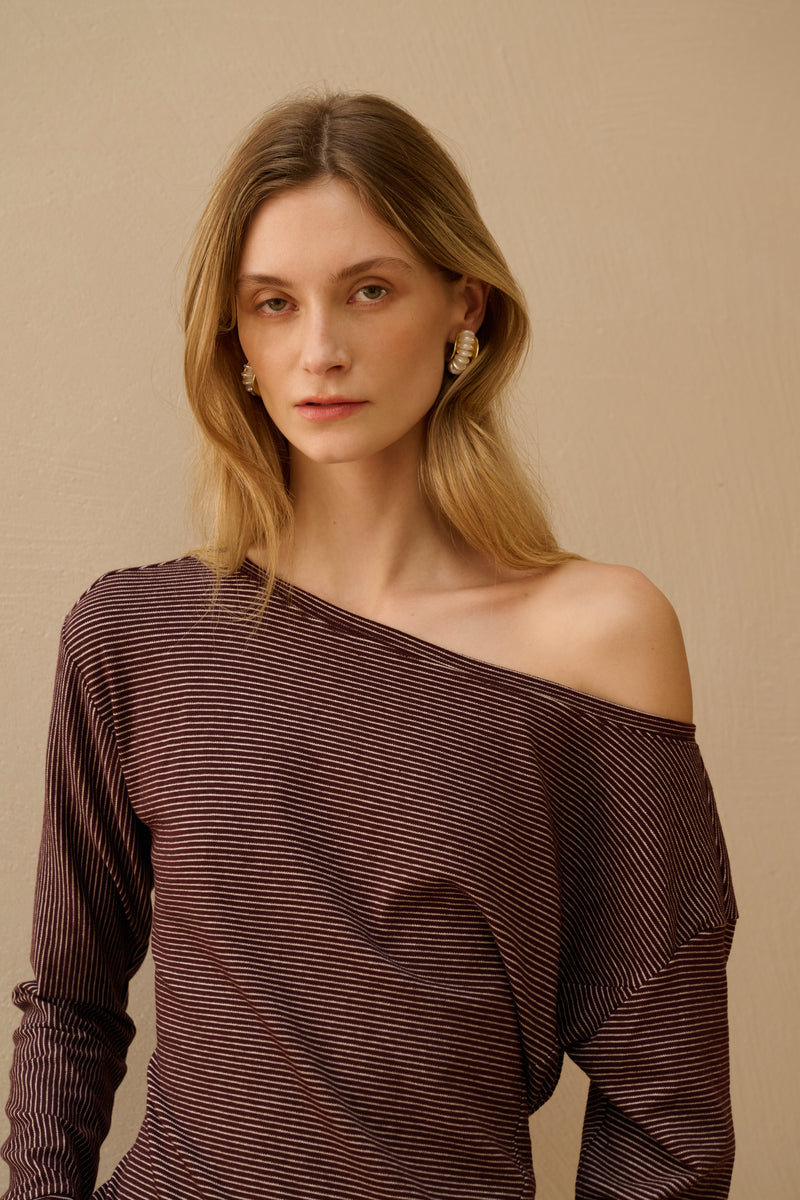 One shoulder striped set