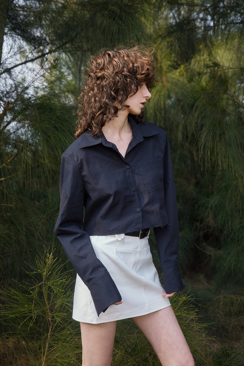 Open back cropped shirt