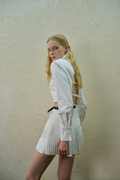 Open back cropped shirt