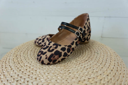 Own It Leopard Flat