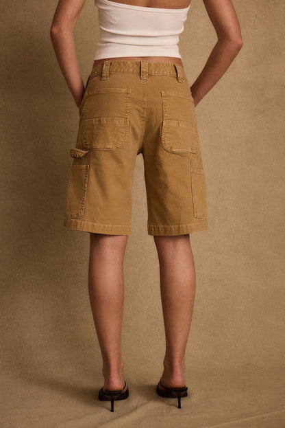 Parker Khaki Low Rise Cargo Short paired with complementary accessories for a polished look.