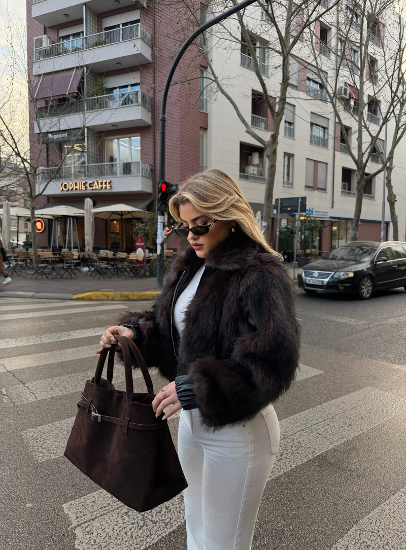 PELLUSH I SHKURTER