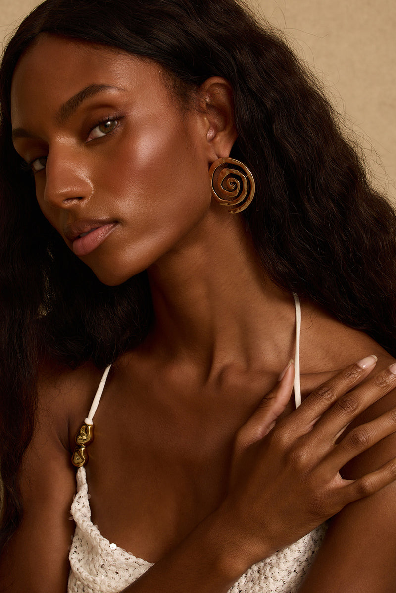 Remolino Gold Swirl Earrings