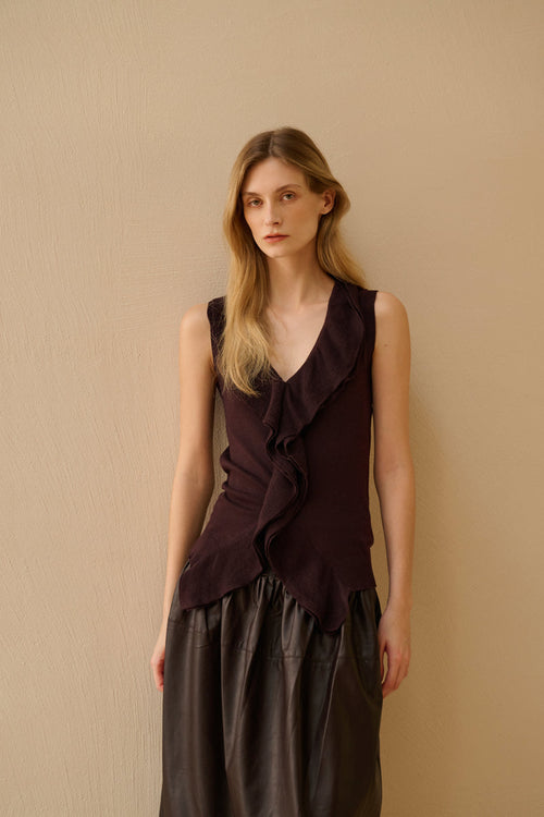 Ruffle V neck sleeveless top