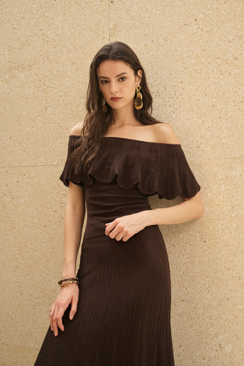 Scalloped ruffle off-shoulder knit set