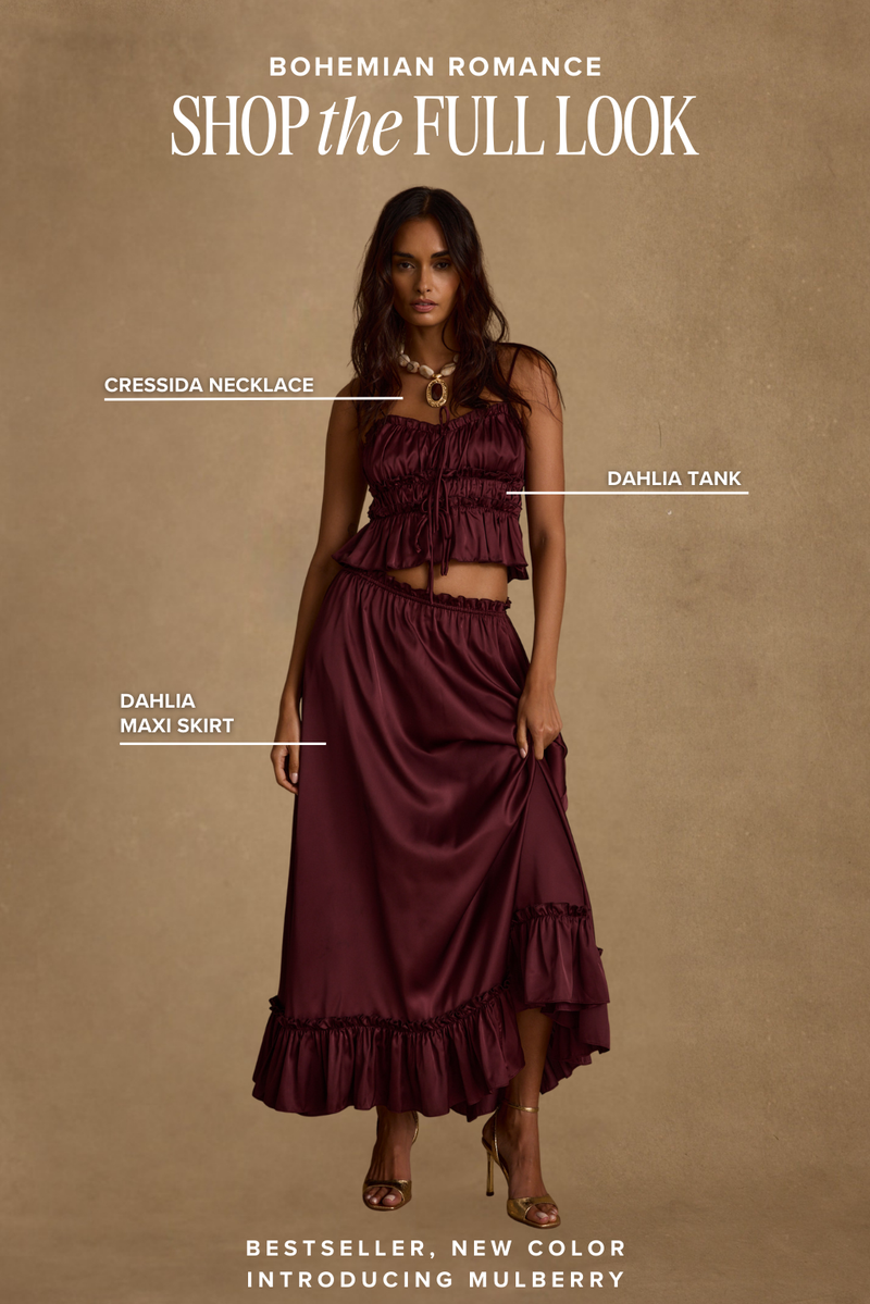 Piece with refined detailing and a flattering silhouette.