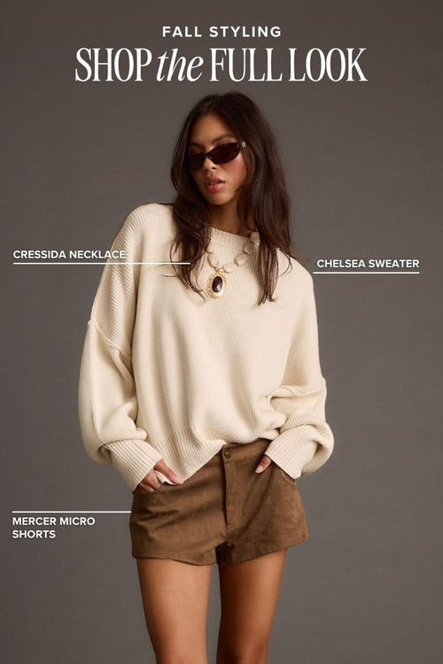 Piece with refined detailing and a flattering silhouette.