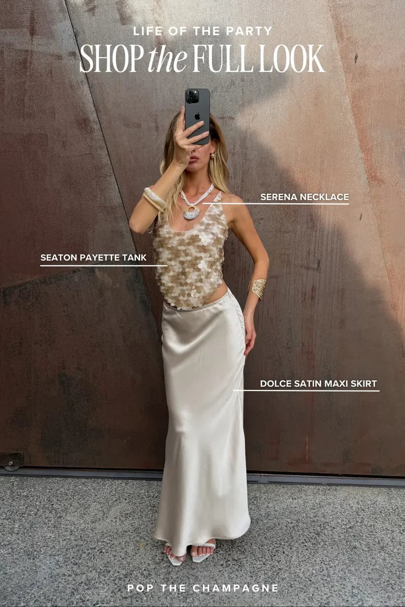 Piece with refined detailing and a flattering silhouette.