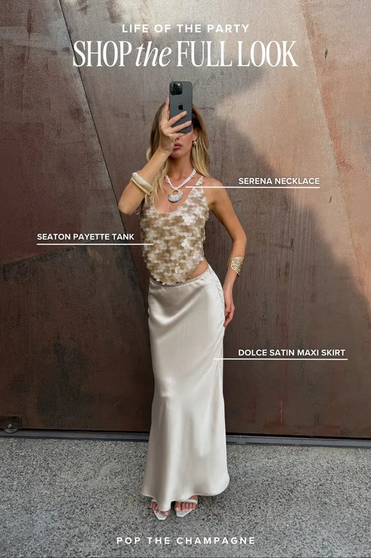 Piece with refined detailing and a flattering silhouette.
