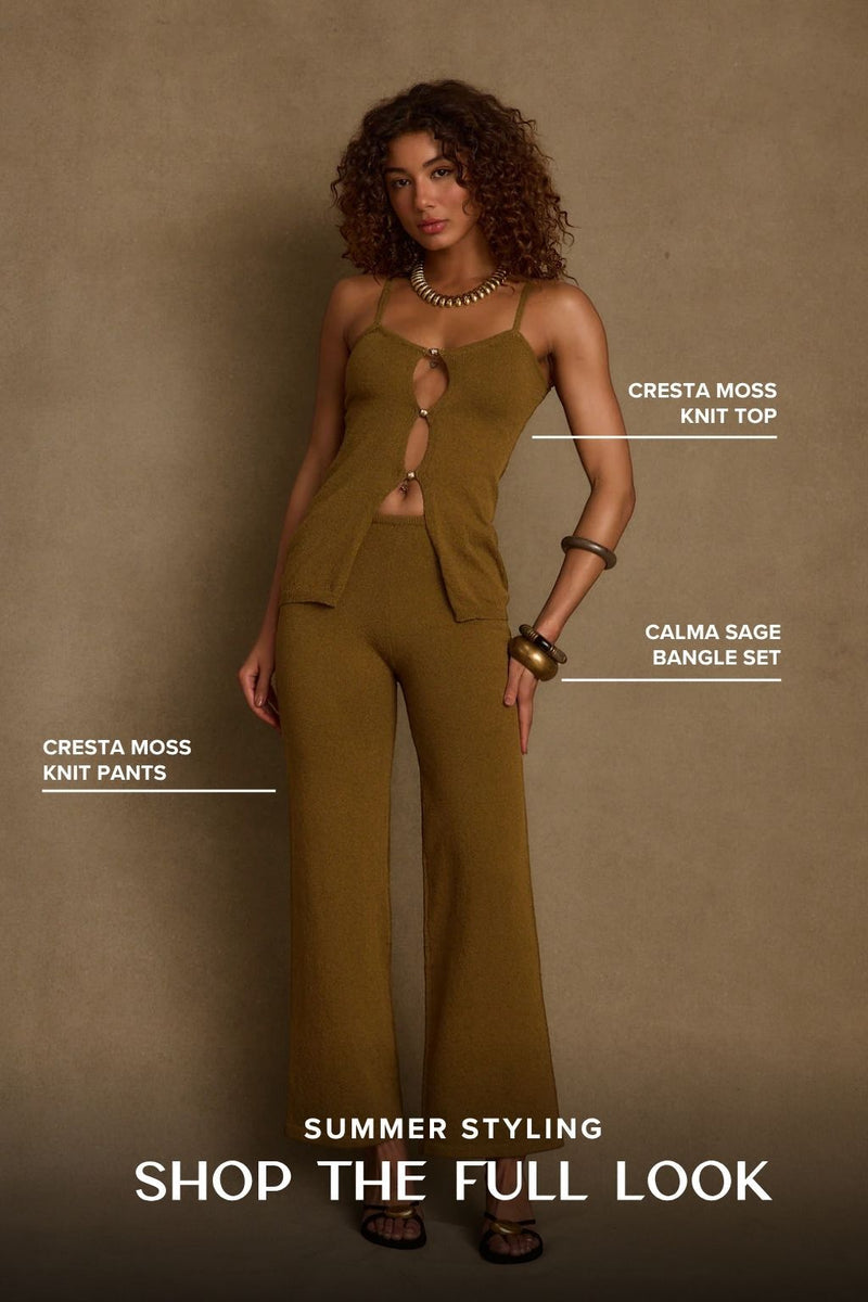 Piece with refined detailing and a flattering silhouette.