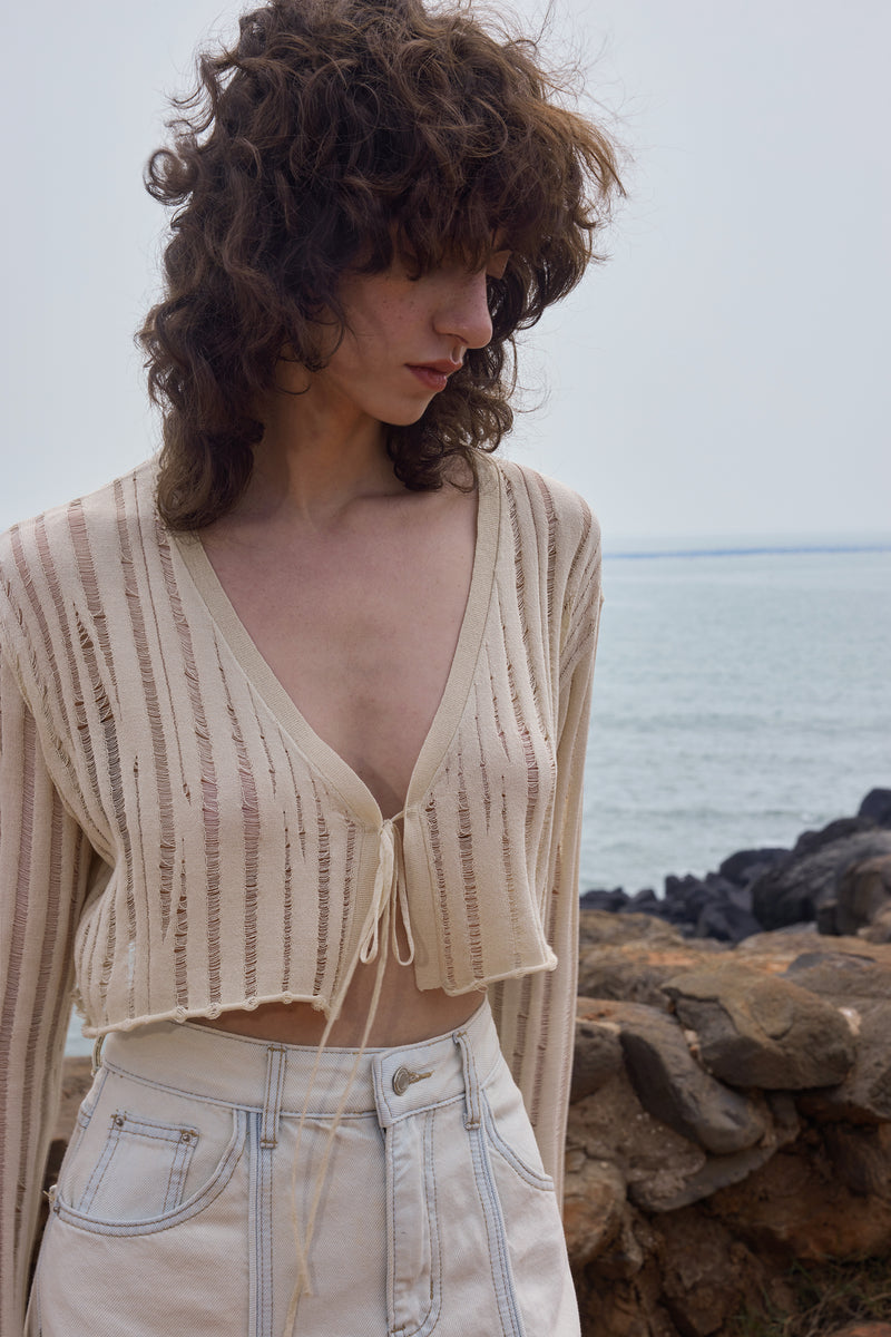 Shredded knit cropped cardigan