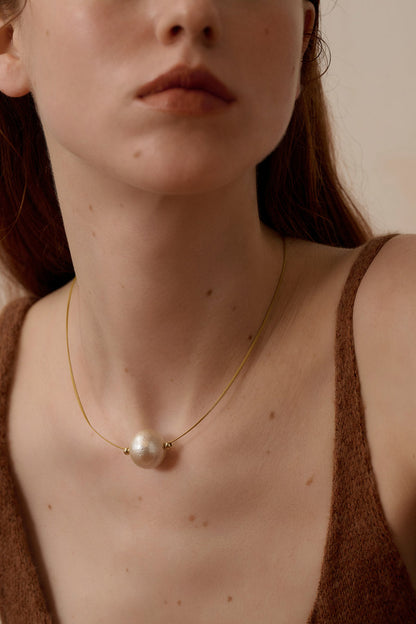 Single bead necklace
