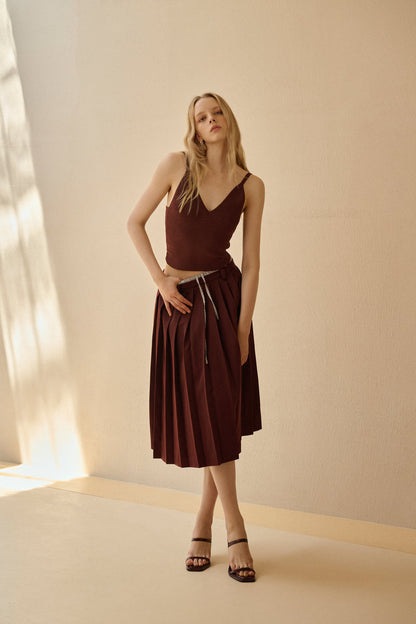 Slim fit v neck tank