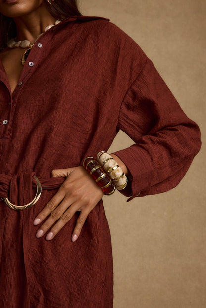 Soreya Resin and Gold Bangles styled in a complete look from an alternate angle.