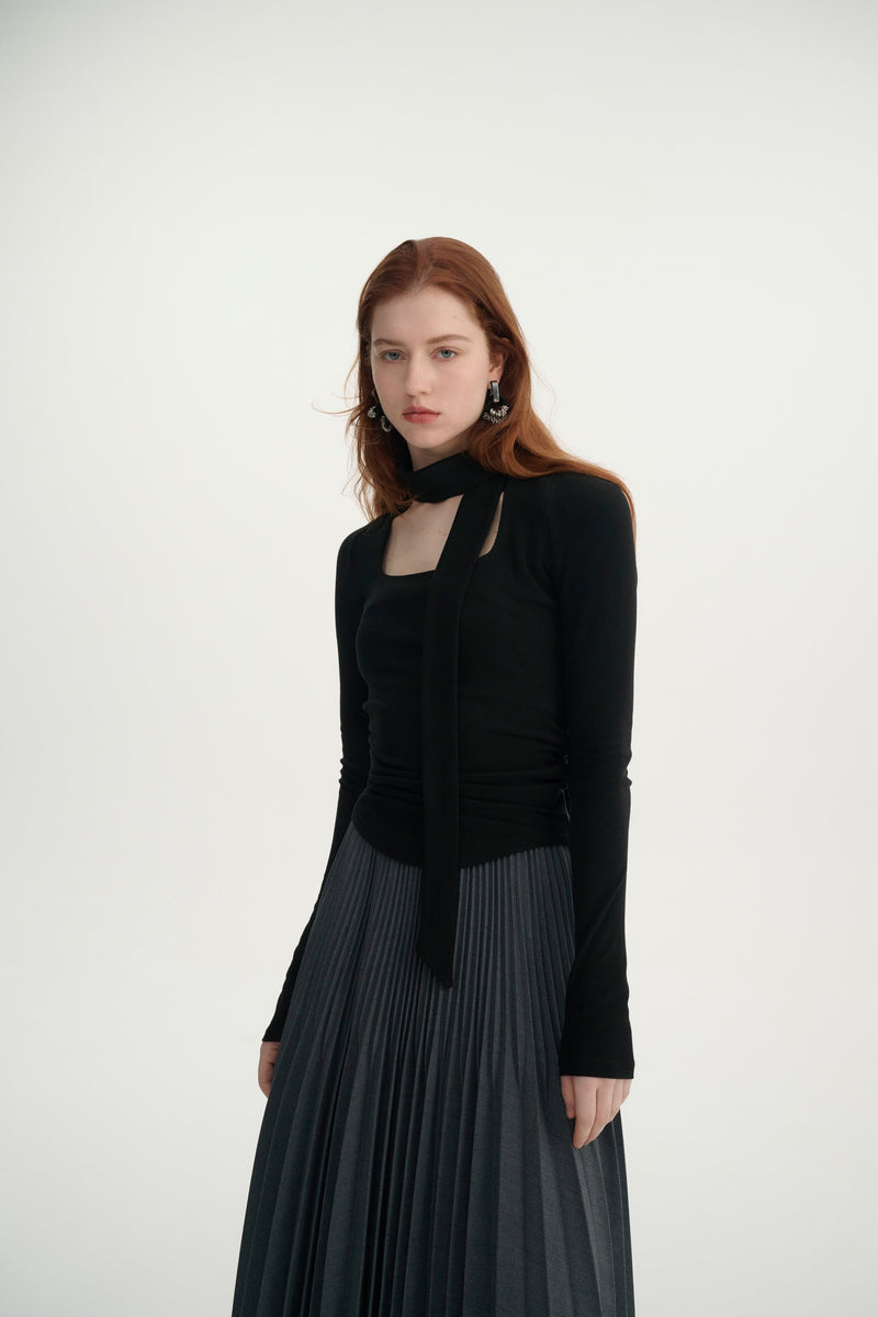 Square neck top with scarf