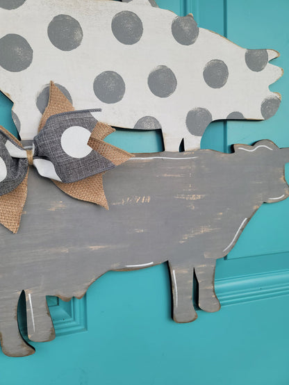 Stacked Cow, Pig & Chicken Door Hanger